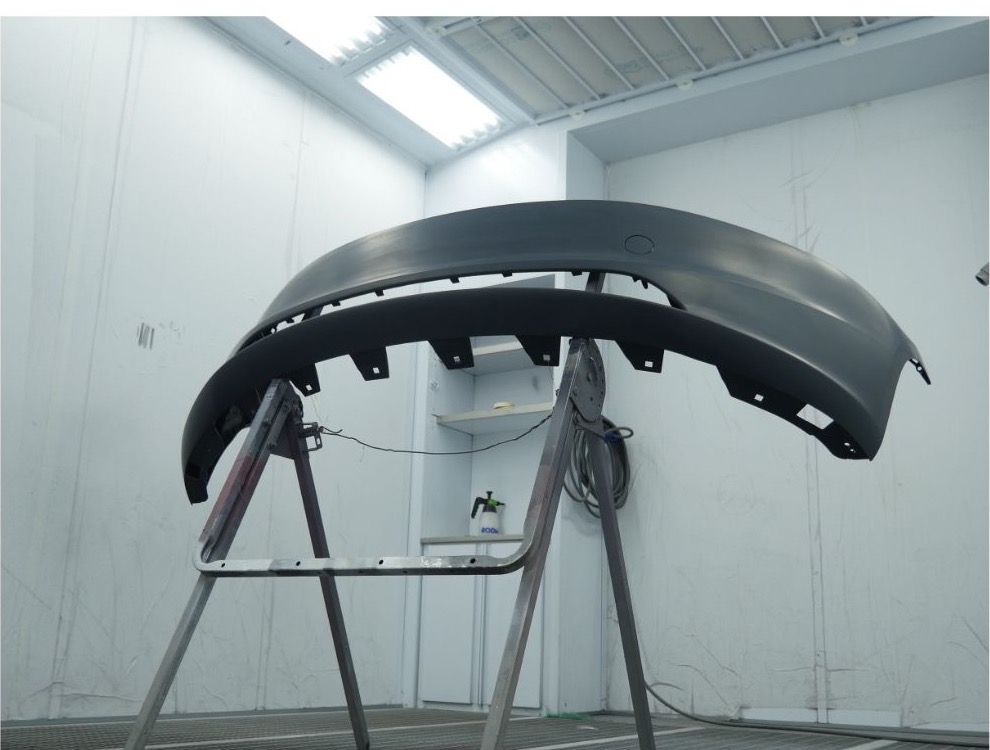 Élément automobile brut avant peinture chez D-BOSSTECH